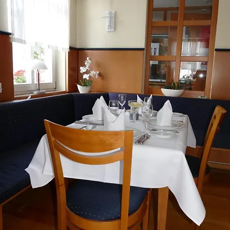 מלון Restaurant Schwane Messstetten